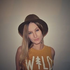 Meet your Posher, Tina